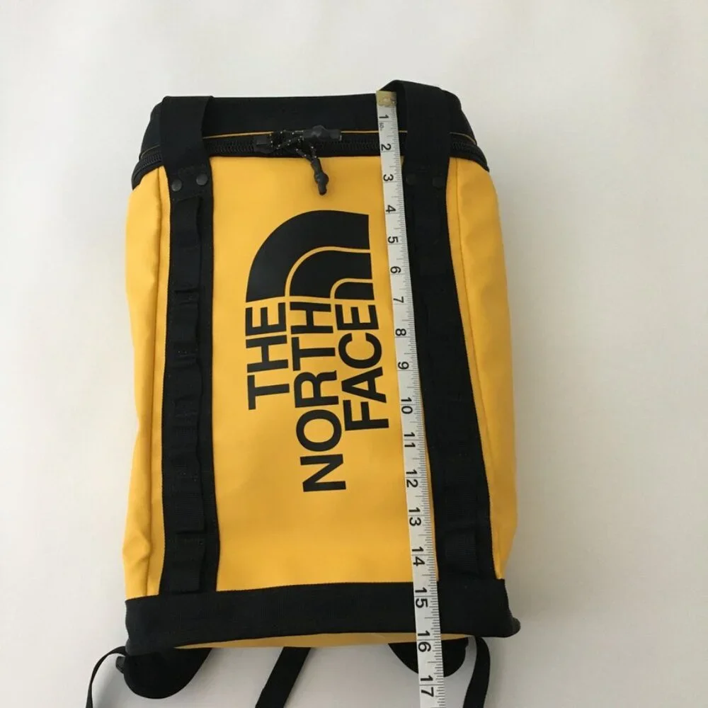 The North Face Backpack Yellow 14L Explore Fusebox Excellent pre-owned condition